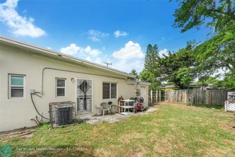 12301 NW 21st Place Miami FL 33167