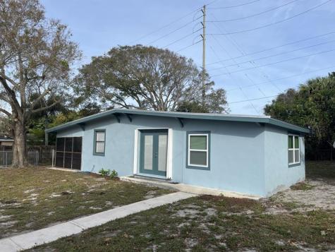 202 Southern Avenue Fort Pierce FL 34950