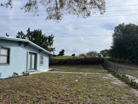 202 Southern Avenue Fort Pierce FL 34950