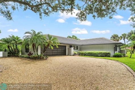 10158 SE Acorn Way Jupiter FL 33469