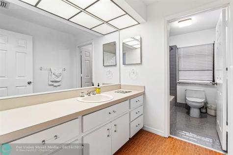 10158 SE Acorn Way Jupiter FL 33469