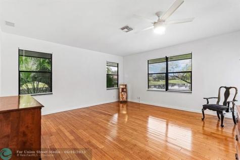10158 SE Acorn Way Jupiter FL 33469