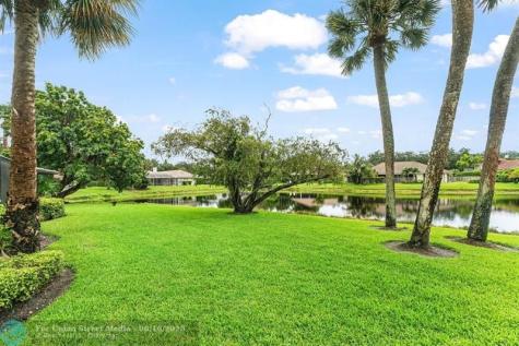 10158 SE Acorn Way Jupiter FL 33469