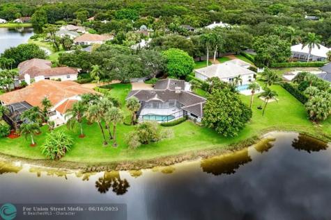 10158 SE Acorn Way Jupiter FL 33469