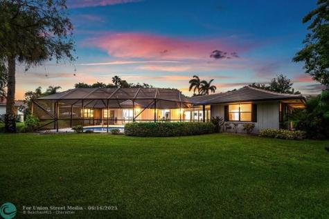 10158 SE Acorn Way Jupiter FL 33469