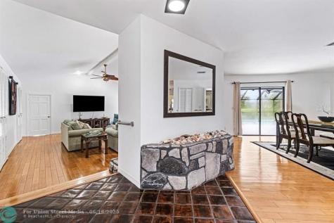 10158 SE Acorn Way Jupiter FL 33469