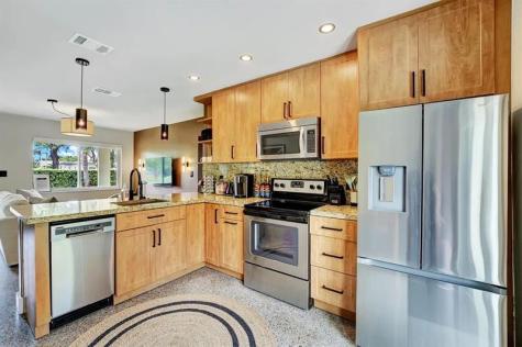 820 NE 17th Street Fort Lauderdale FL 33305