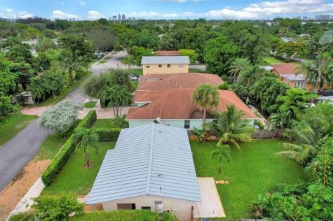 820 NE 17th Street Fort Lauderdale FL 33305