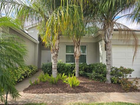 11932 SW Chestnut Grove Drive Port St Lucie FL 34987