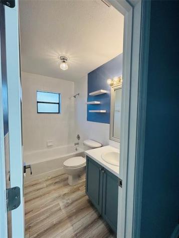 1064 SW Dalton Avenue Port St Lucie FL 34953