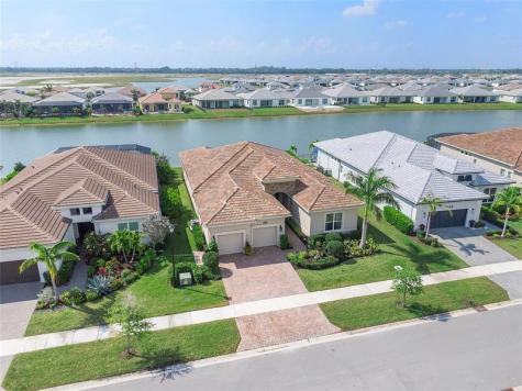 8674 SW Flutto Way Port St Lucie FL 34987