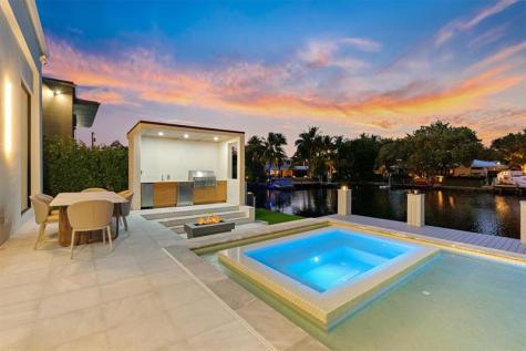 2221 NE 19th Street Fort Lauderdale FL 33305