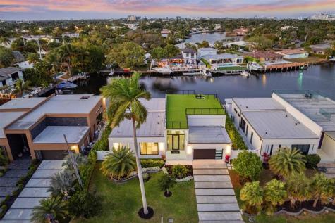 2221 NE 19th Street Fort Lauderdale FL 33305