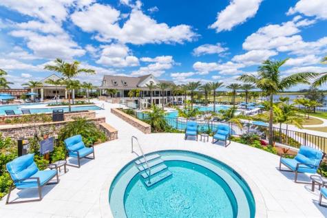 624 Hookline Circle Loxahatchee FL 33470