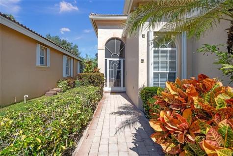 6723 Via Roma Delray Beach FL 33446