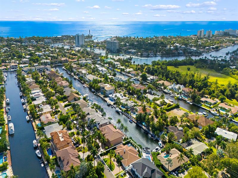 2228 NE 26th Street Lighthouse Point FL 33064