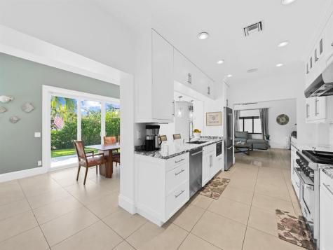 2228 NE 26th Street Lighthouse Point FL 33064