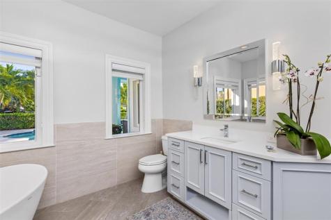 2228 NE 26th Street Lighthouse Point FL 33064