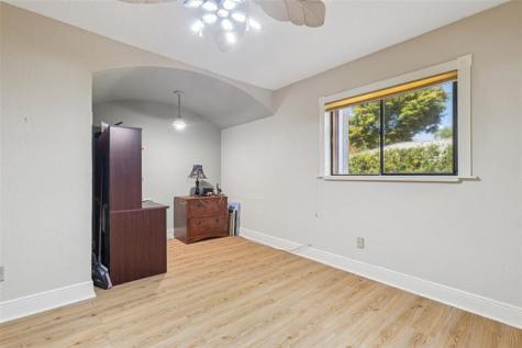 808 E Plantation Circle Plantation FL 33324