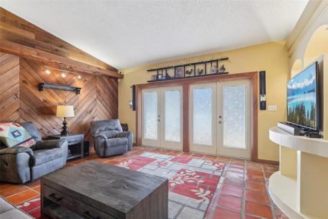 808 E Plantation Circle Plantation FL 33324