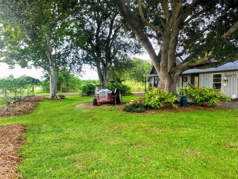 136 SW 85th Avenue Okeechobee FL 34974