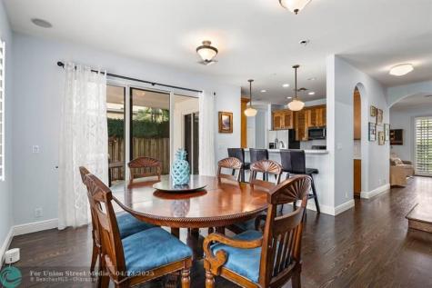 639 NE 17th Way Fort Lauderdale FL 33304