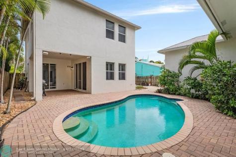 639 NE 17th Way Fort Lauderdale FL 33304