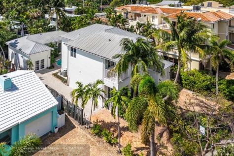 639 NE 17th Way Fort Lauderdale FL 33304