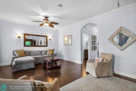 639 NE 17th Way Fort Lauderdale FL 33304