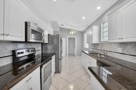 9820 Lemonwood Drive Boynton Beach FL 33437