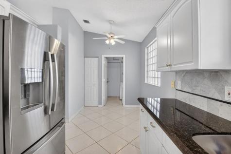 9820 Lemonwood Drive Boynton Beach FL 33437