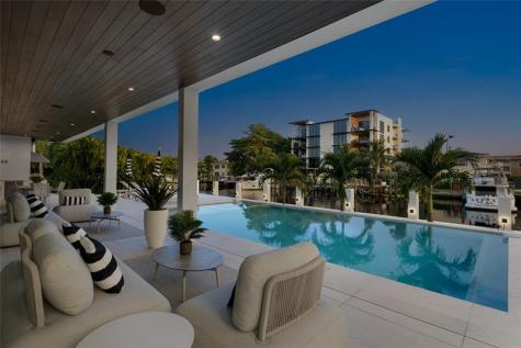 1500 SE 14th Street Fort Lauderdale FL 33316