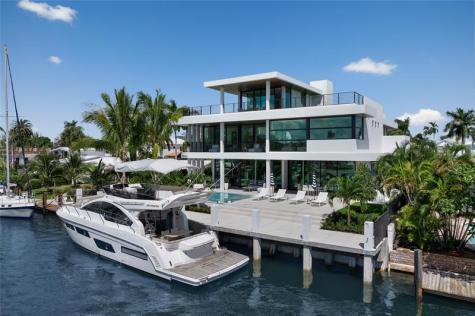 1500 SE 14th Street Fort Lauderdale FL 33316