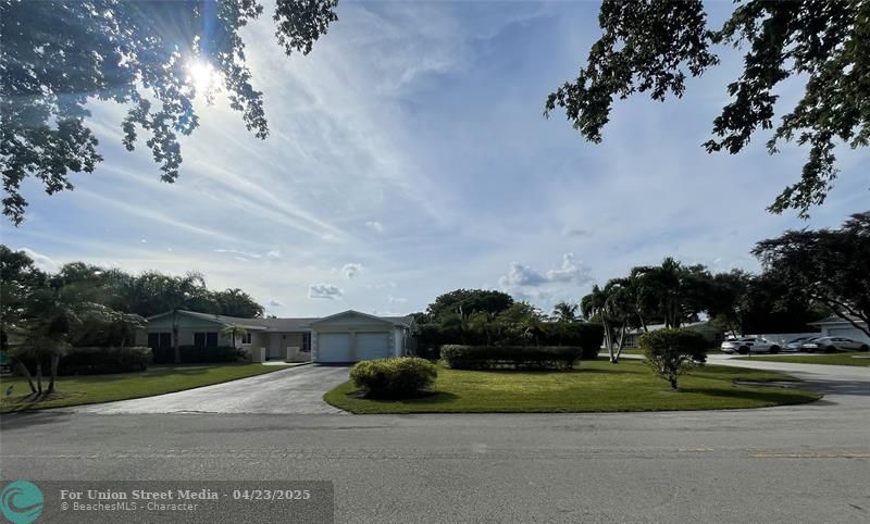 18250 SW 88th Place Palmetto Bay FL 33157