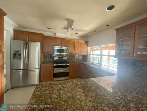 18250 SW 88th Place Palmetto Bay FL 33157
