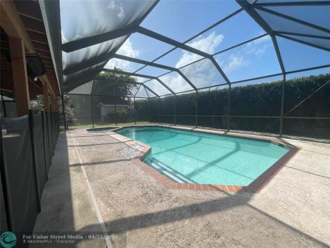 18250 SW 88th Place Palmetto Bay FL 33157