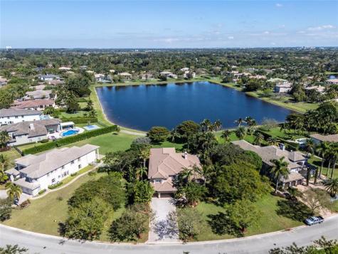 11047 Garden Ridge Court Davie FL 33328