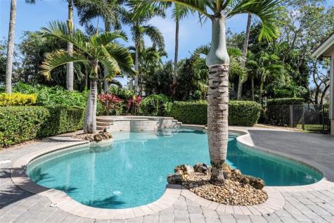 11047 Garden Ridge Court Davie FL 33328