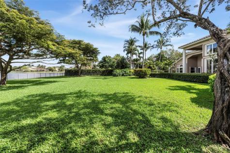 11047 Garden Ridge Court Davie FL 33328