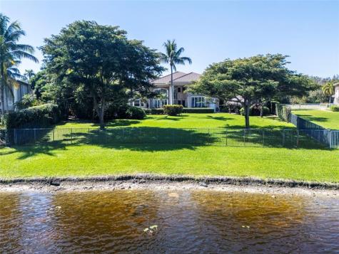 11047 Garden Ridge Court Davie FL 33328