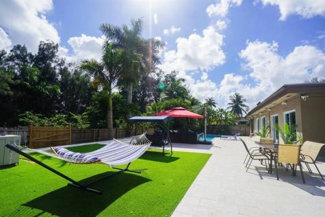 3150 Calle Largo Drive Hollywood FL 33021