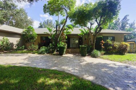3150 Calle Largo Drive Hollywood FL 33021