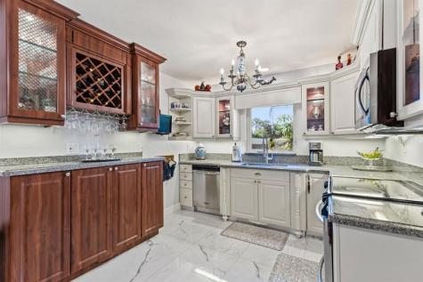 2624 NE 30th Street Fort Lauderdale FL 33306