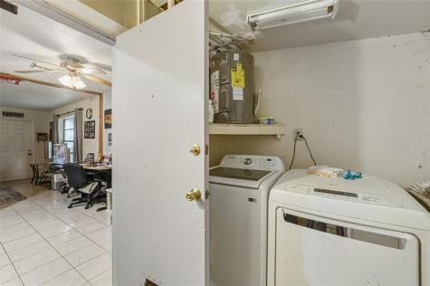 5711 SW 37th Court Davie FL 33314