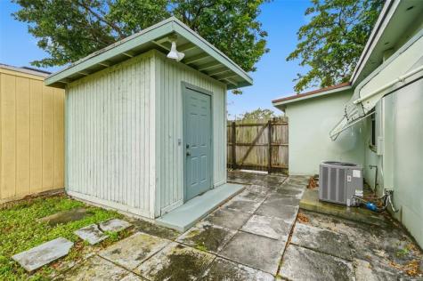 5711 SW 37th Court Davie FL 33314