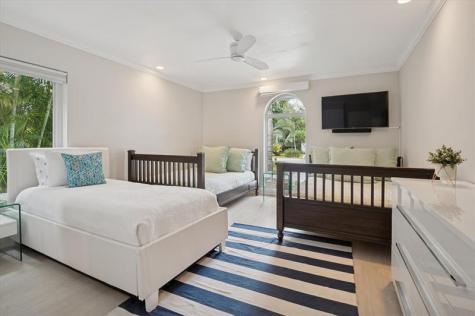2540 Mercedes Drive Fort Lauderdale FL 33316