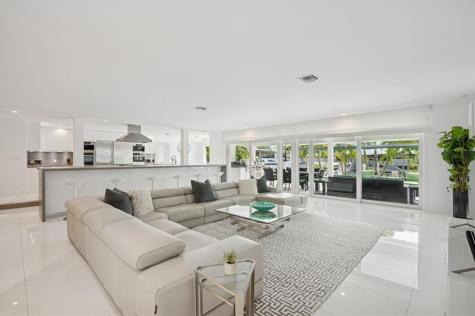 2540 Mercedes Drive Fort Lauderdale FL 33316