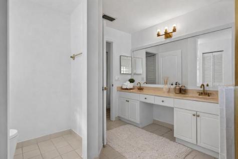 1055 NW 117th Avenue Coral Springs FL 33071