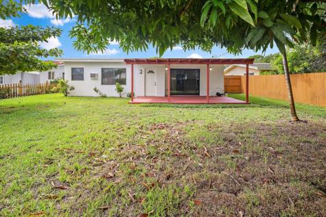 699 NE 40th Street Oakland Park FL 33334