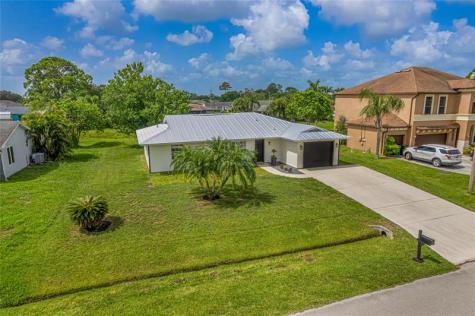 1226 SW Emerald Avenue Port St Lucie FL 34953